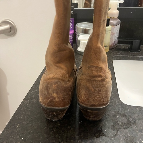 Ariat Boots - Picture 5 of 8